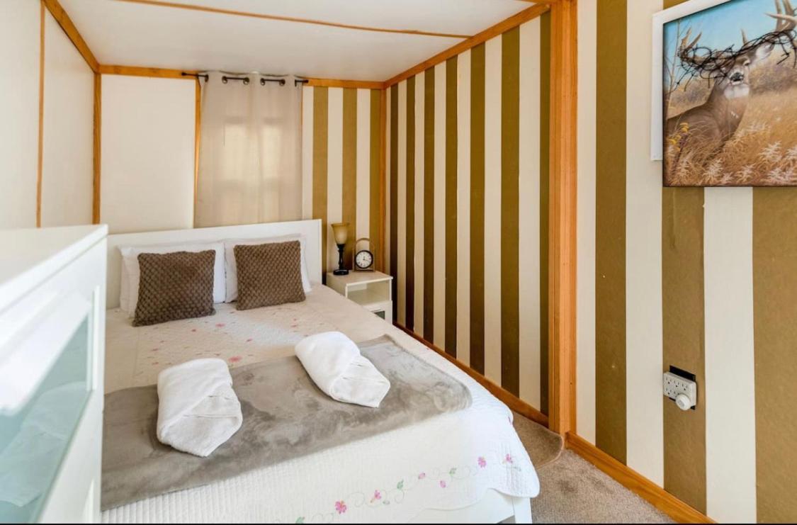 Pocono Cabin With Private Pool At Shawnee Mtn East Stroudsburg Ngoại thất bức ảnh